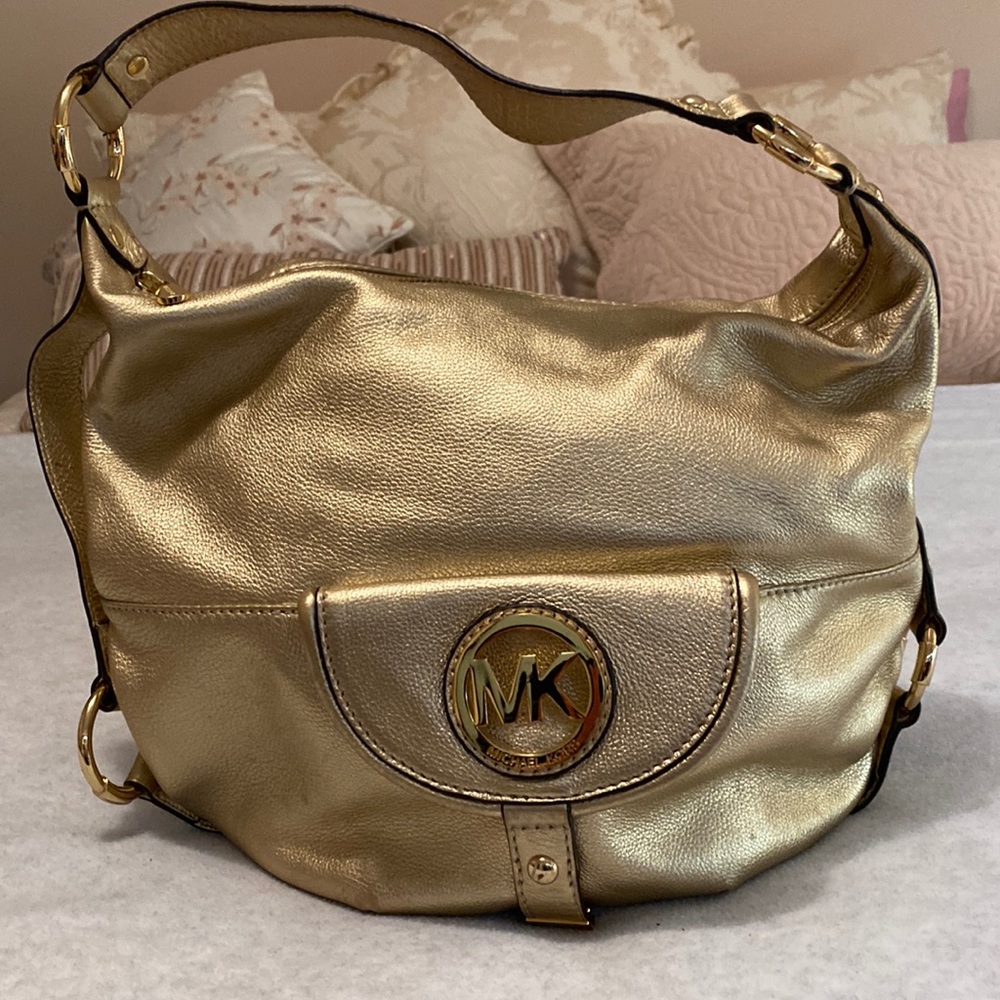 Michael Kors Hold Hobo Purse